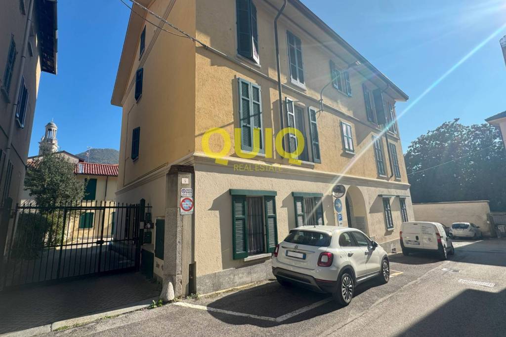 appartamento in vendita a Valmadrera in zona Centro Storico