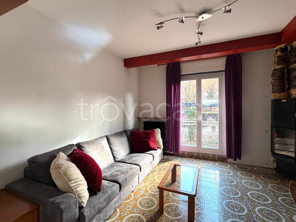 appartamento in vendita a Valmadrera