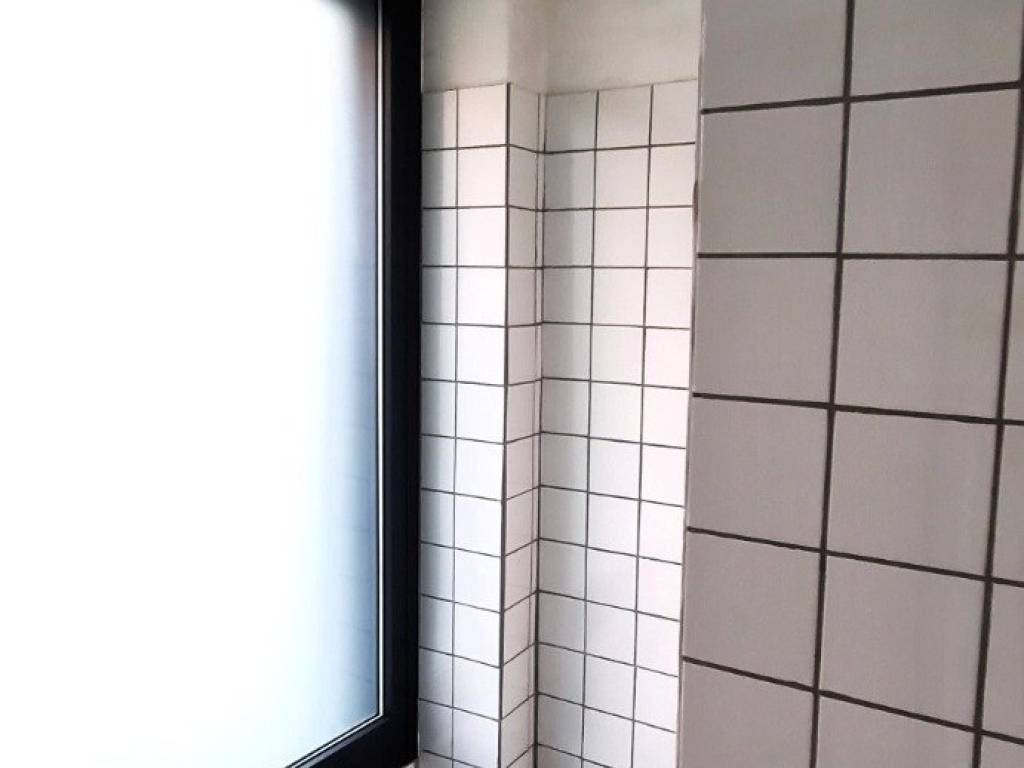 negozio in vendita a Valmadrera in zona Centro Storico