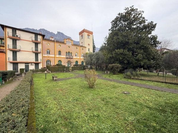 appartamento in vendita a Valmadrera