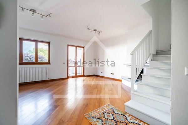 casa indipendente in vendita a Valmadrera