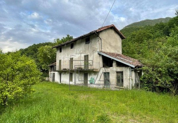 casa indipendente in vendita a Valmadrera