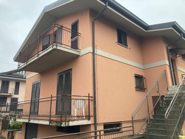 casa indipendente in vendita a Valmadrera