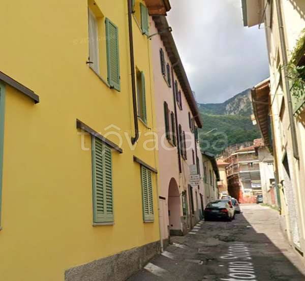 appartamento in vendita a Valmadrera