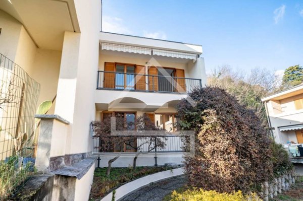 casa indipendente in vendita a Valmadrera