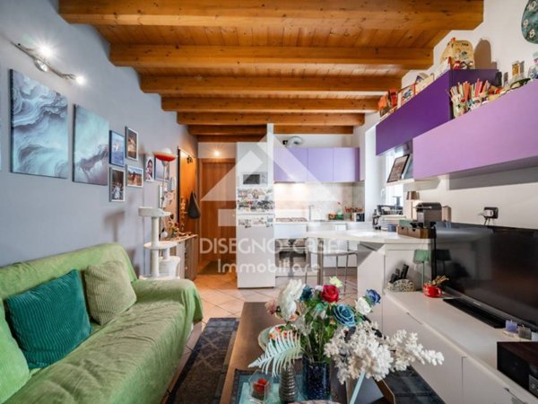 appartamento in vendita a Valmadrera in zona Centro Storico