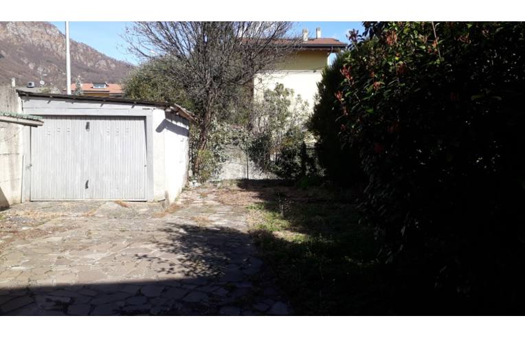 casa indipendente in vendita a Valmadrera