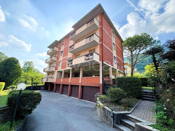 appartamento in vendita a Valmadrera in zona Centro Storico