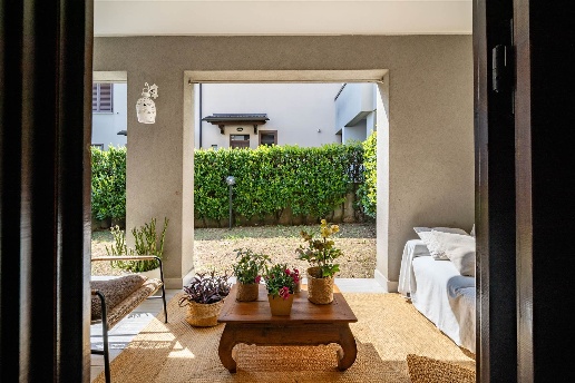 casa indipendente in vendita a Valmadrera in zona Parè