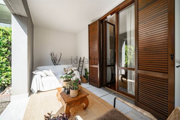 casa indipendente in vendita a Valmadrera in zona Parè