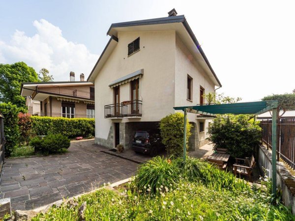 casa indipendente in vendita a Valmadrera