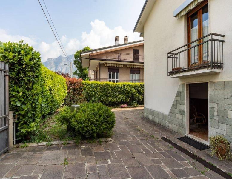 casa indipendente in vendita a Valmadrera