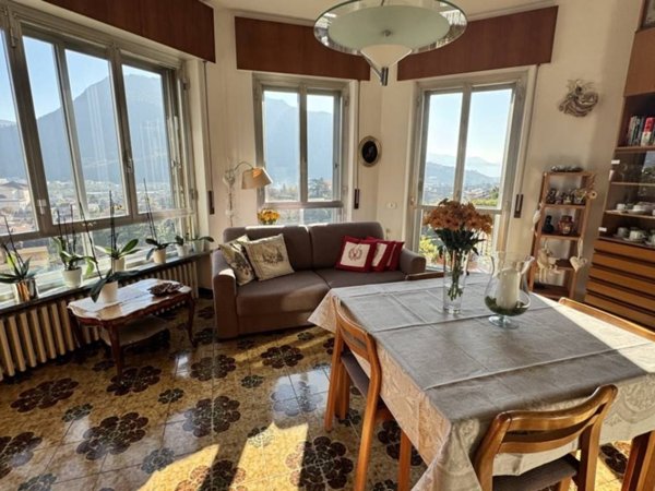 casa indipendente in vendita a Valmadrera