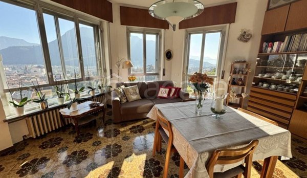 casa indipendente in vendita a Valmadrera