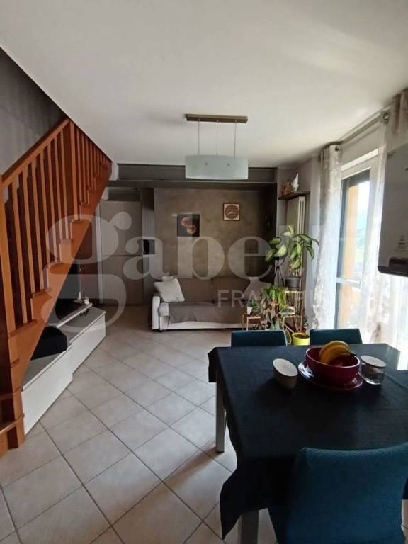 appartamento in vendita a Valmadrera