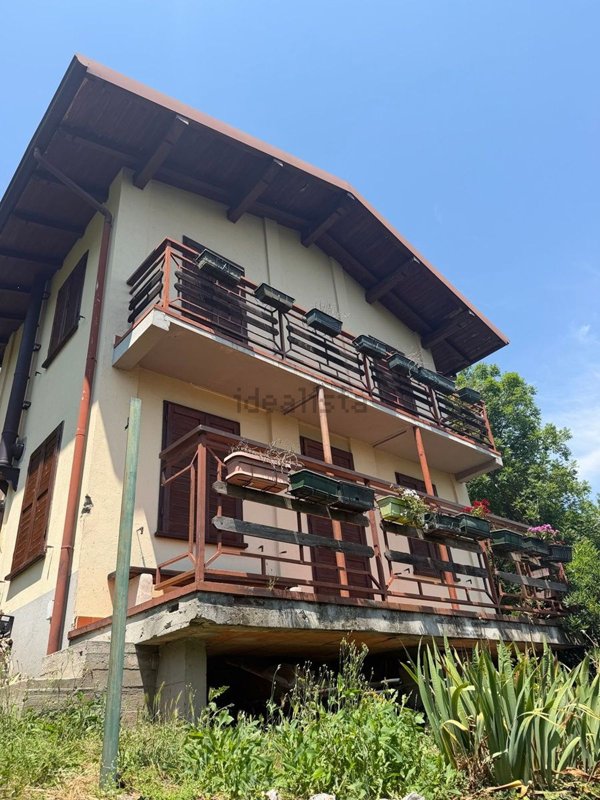 casa indipendente in vendita a Valmadrera