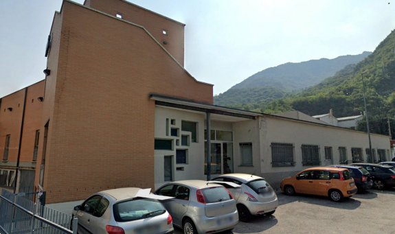 capannone in vendita a Valmadrera in zona Caserta