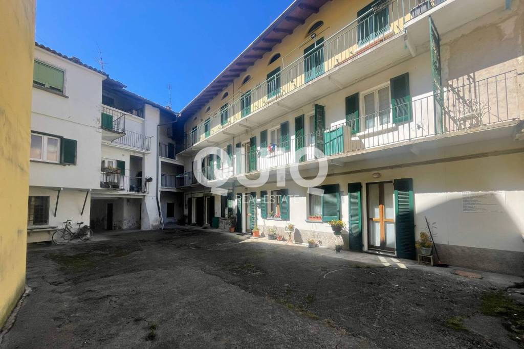 appartamento in vendita a Valmadrera in zona Centro Storico
