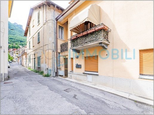 appartamento in vendita a Valmadrera