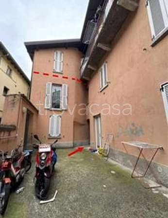 appartamento in vendita a Valmadrera in zona Belvedere