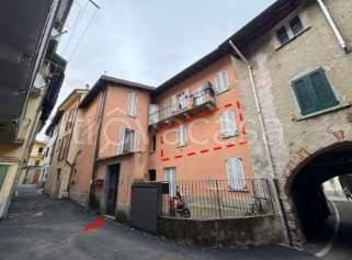 appartamento in vendita a Valmadrera in zona Belvedere