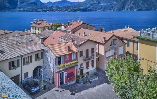 casa indipendente in vendita a Varenna