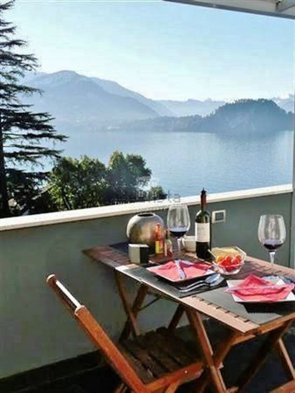 appartamento in vendita a Varenna in zona Fiumelatte