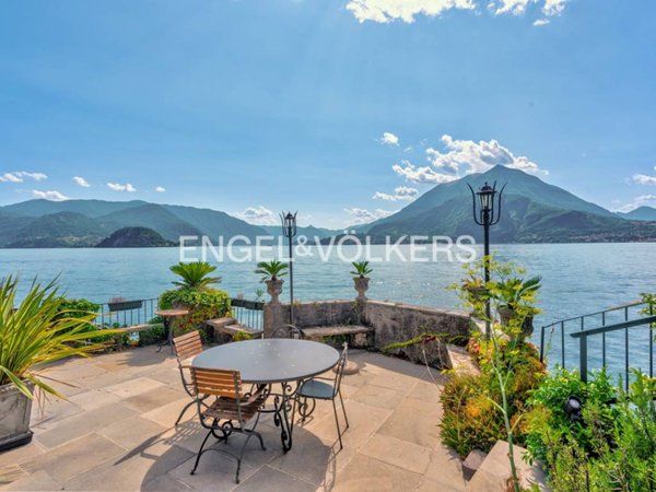 appartamento in vendita a Varenna