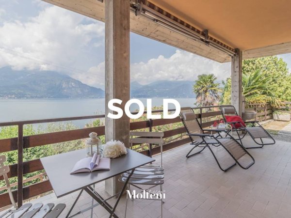 casa indipendente in vendita a Varenna