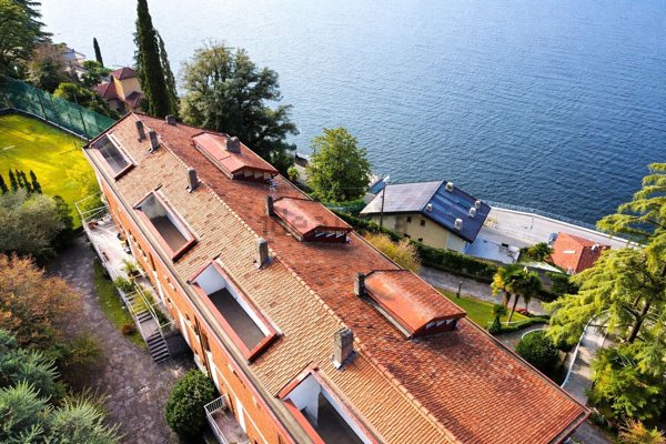 casa indipendente in vendita a Varenna in zona Fiumelatte