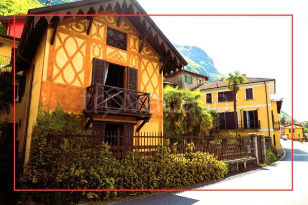 casa indipendente in vendita a Varenna in zona Fiumelatte