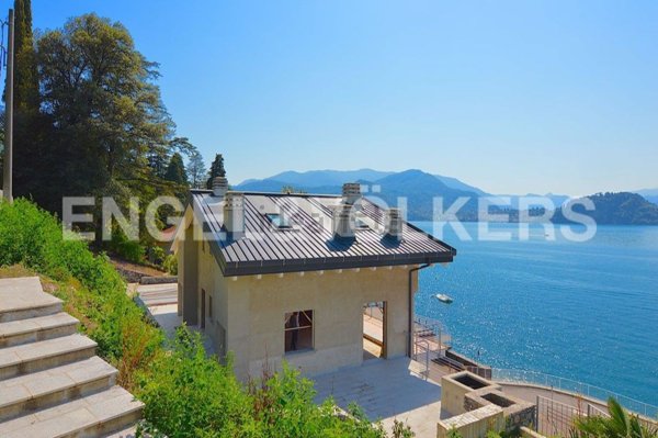casa indipendente in vendita a Varenna in zona Fiumelatte