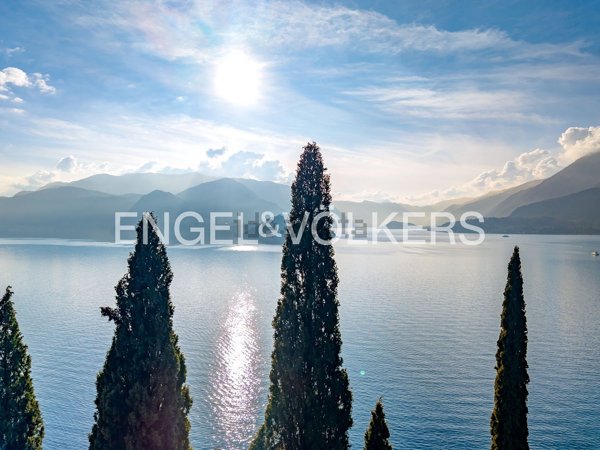 casa indipendente in vendita a Varenna