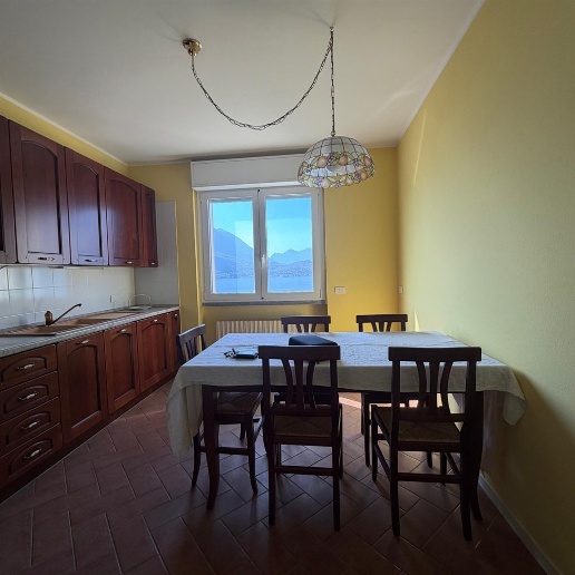 appartamento in vendita a Varenna