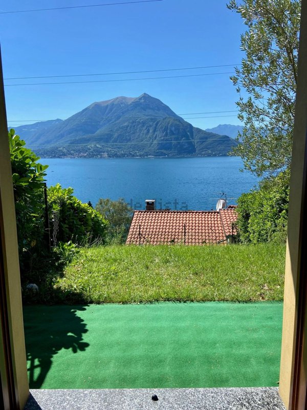 appartamento in vendita a Varenna in zona Fiumelatte