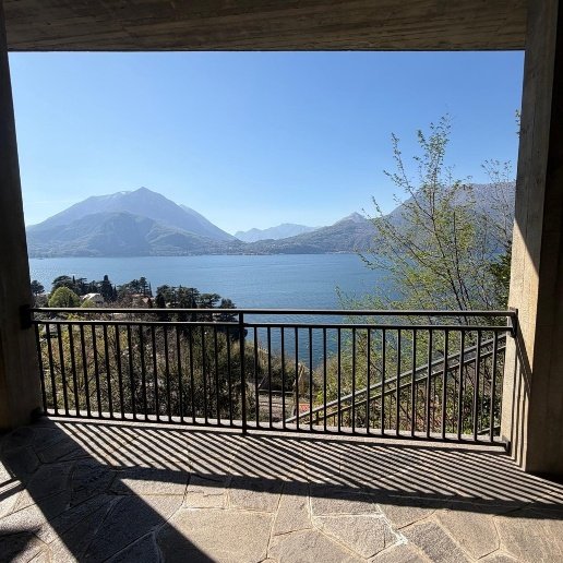 appartamento in vendita a Varenna in zona Fiumelatte