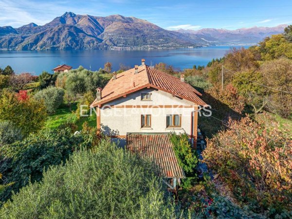 casa indipendente in vendita a Varenna