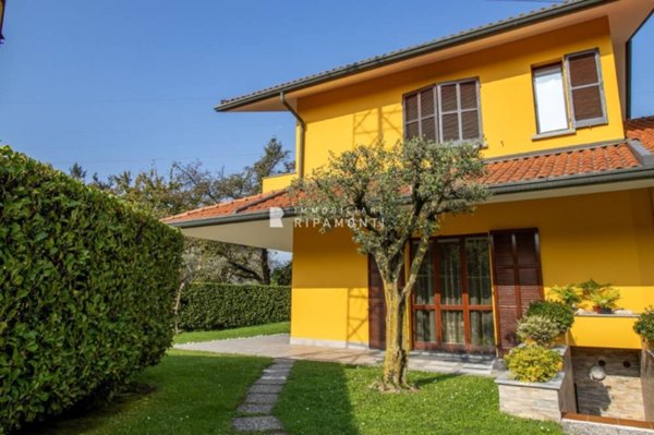 casa indipendente in vendita a Vercurago