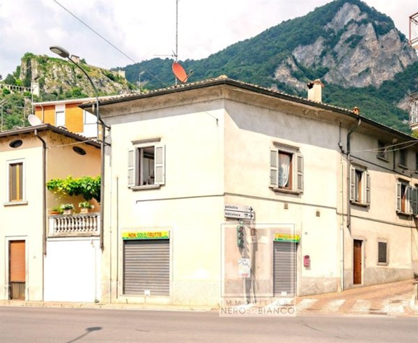appartamento in vendita a Vercurago