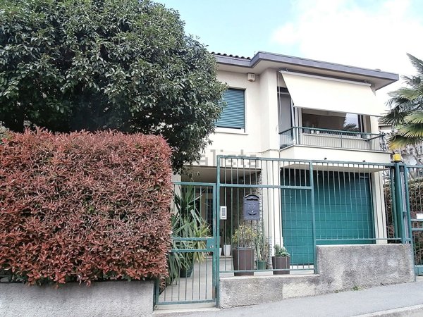appartamento in vendita a Vercurago