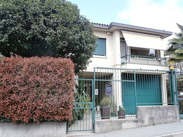 appartamento in vendita a Vercurago