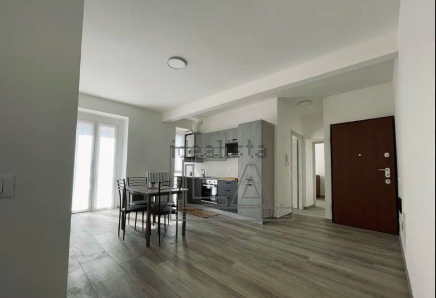 appartamento in vendita a Vercurago