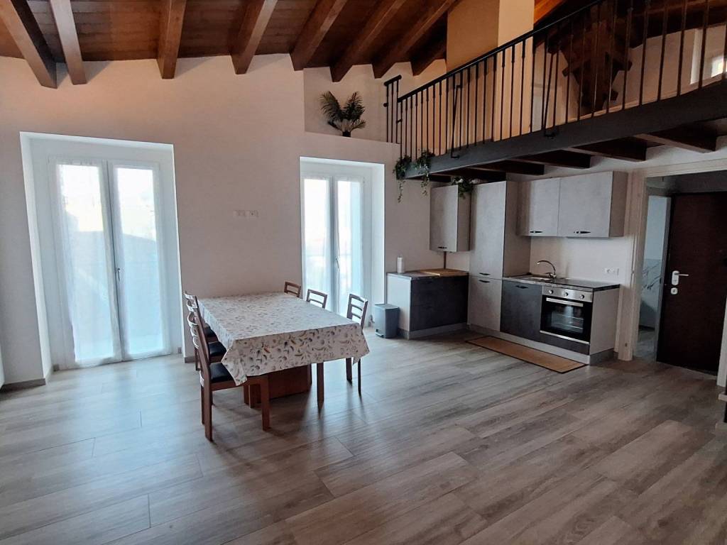 appartamento in vendita a Vercurago