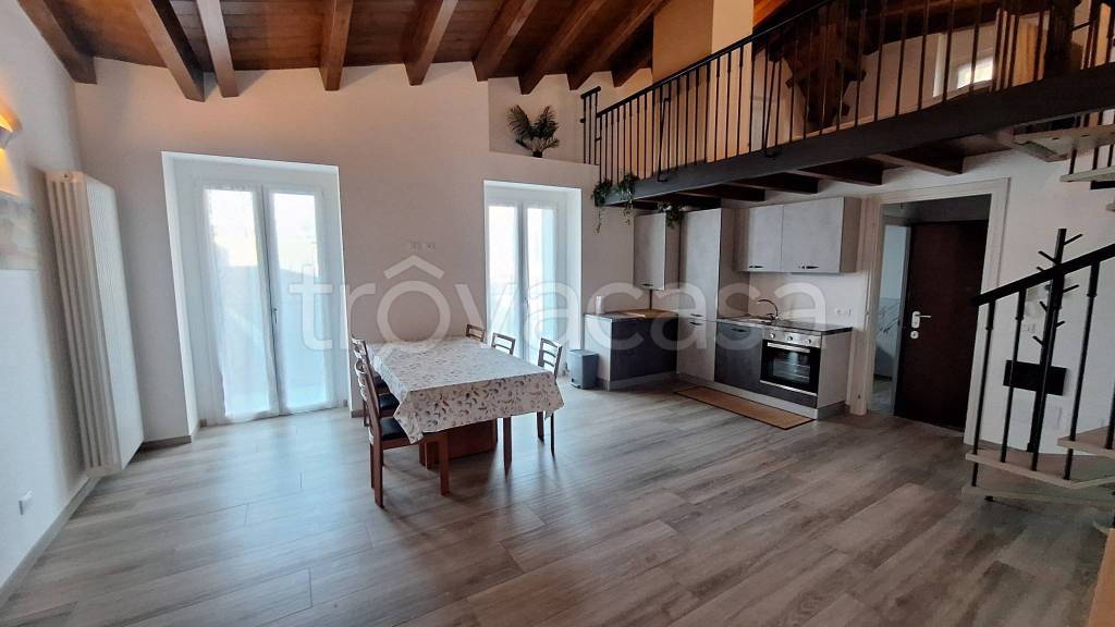appartamento in vendita a Vercurago