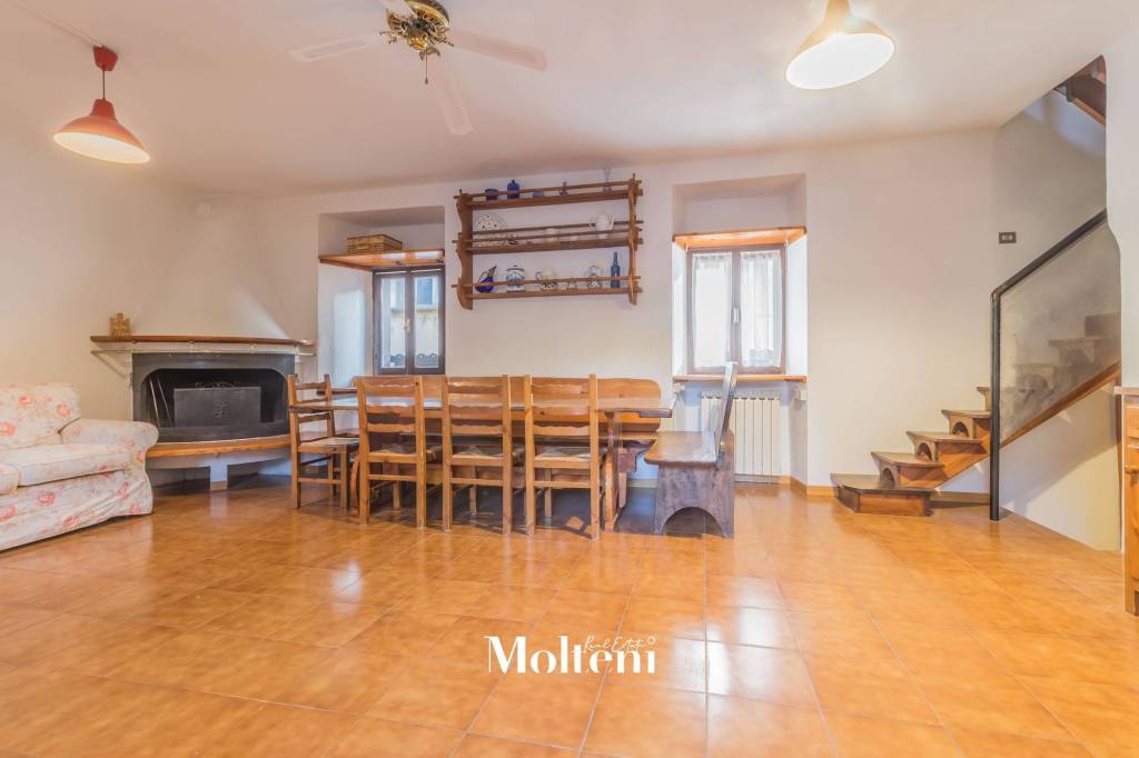 casa indipendente in vendita a Vercurago in zona Somasca