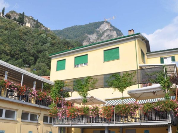 negozio in vendita a Vercurago
