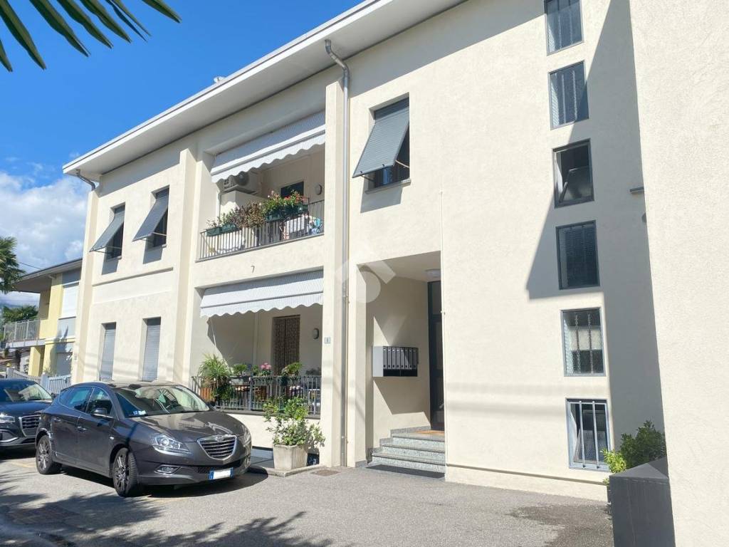appartamento in vendita a Vercurago