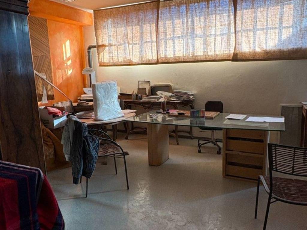 locale commerciale in vendita a Vercurago