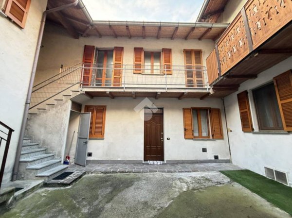 appartamento in vendita a Vercurago in zona Somasca