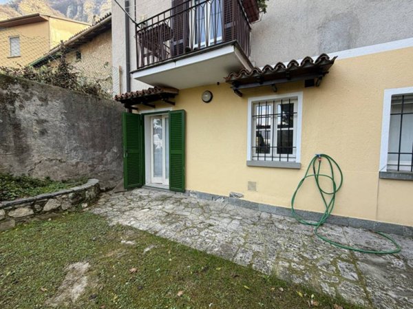 appartamento in vendita a Vercurago in zona Somasca